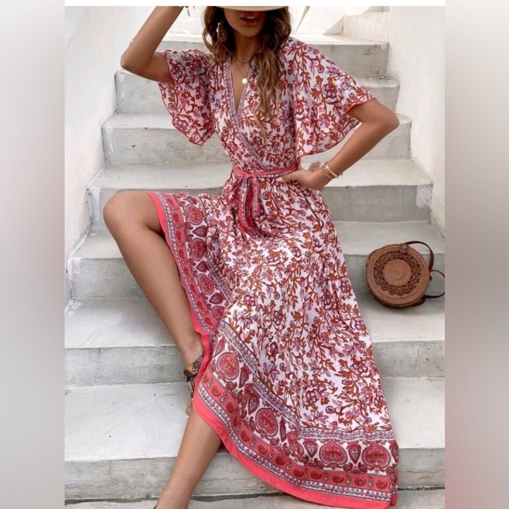 Adorable summer dress. - Picture 2 of 5